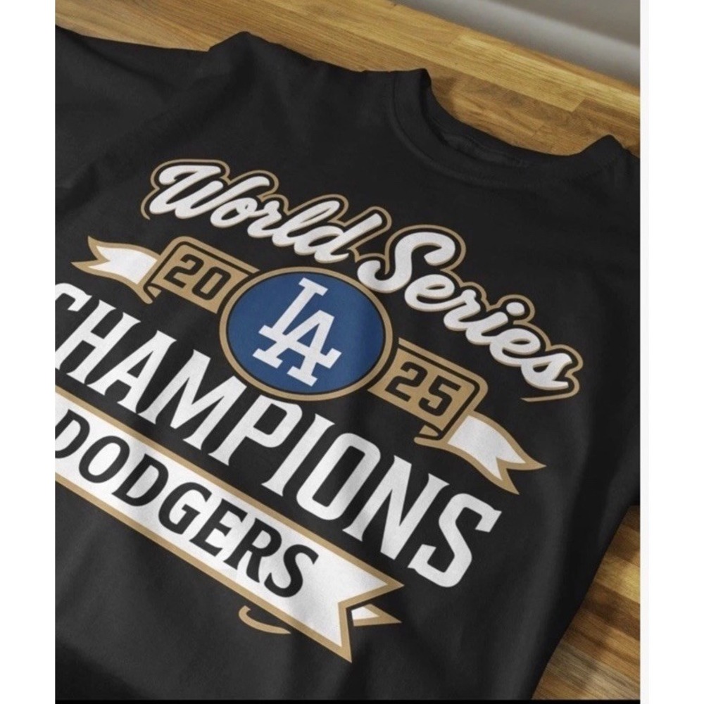 Los Angeles Dodger Black 2025 World‎ Series Champions T-Shirt Unisex Adult 2XL